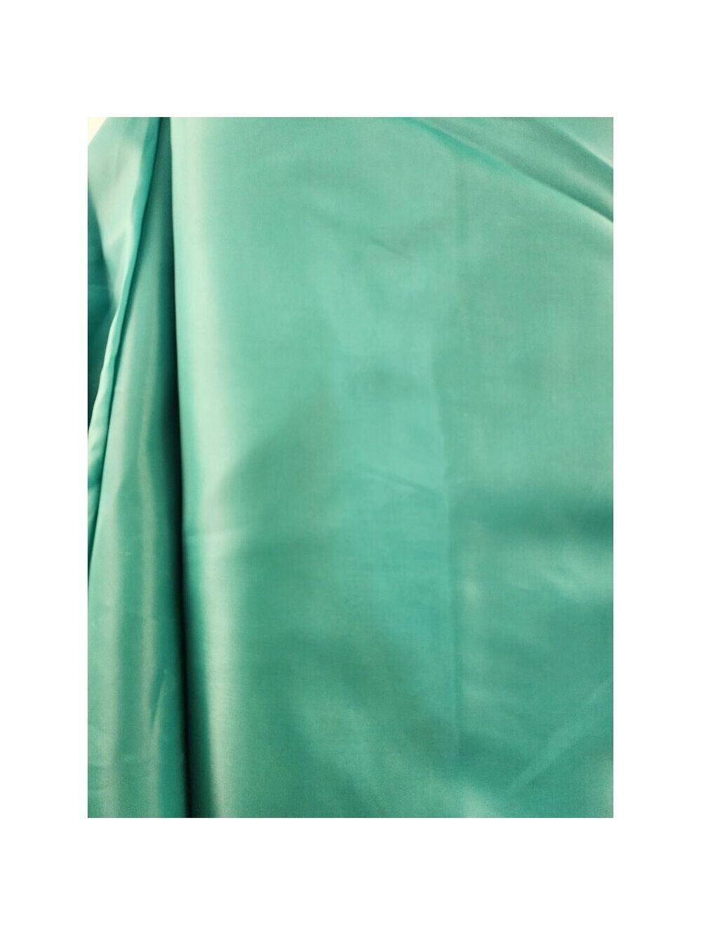 Emerald Green Nylon Fabric Material By The Yard Lightweight Lining For Sewing Pr